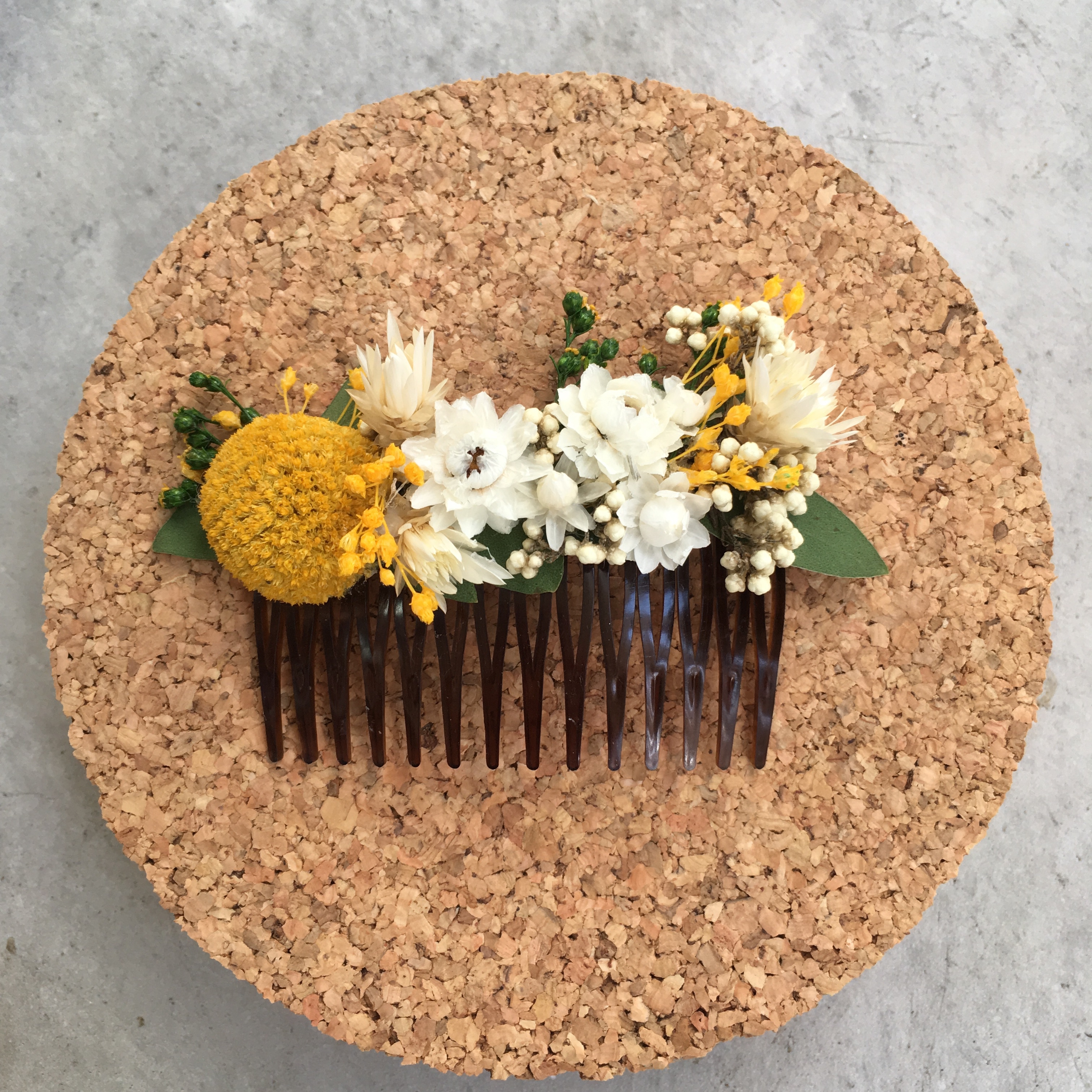 lebci fleuriste ecoresponsable bordeaux peigne fleurs séchées mariage lebci fleuriste ecoresponsable bordeaux peigne fleurs séchées mariage